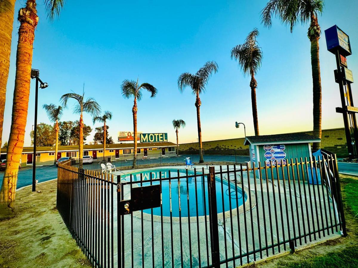 King'S Inn Motel Kingsburg Εξωτερικό φωτογραφία